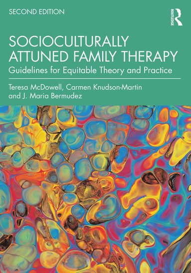 bokomslag Socioculturally Attuned Family Therapy