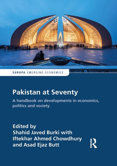 Shahid Burki, Iftekhar Ahmed Chowdhury, Asad Butt - Pakistan at Seventy, Häftad