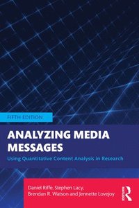 bokomslag Analyzing Media Messages