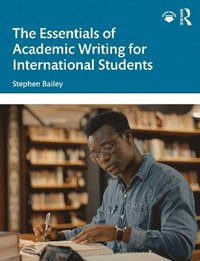 bokomslag The Essentials of Academic Writing for International Students