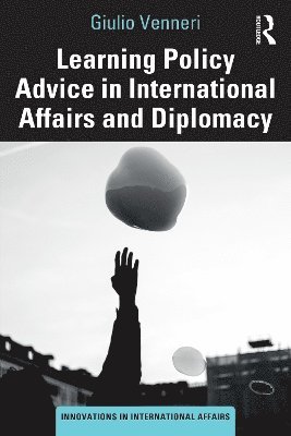 Learning Policy Advice in International Affairs and Diplomacy 1