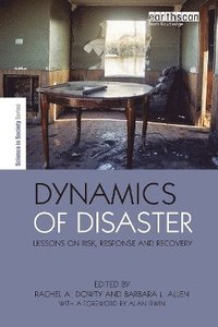 bokomslag Dynamics of Disaster