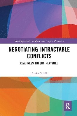 bokomslag Negotiating Intractable Conflicts