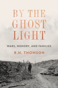 bokomslag By the Ghost Light