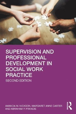 bokomslag Supervision and Professional Development in Social Work Practice