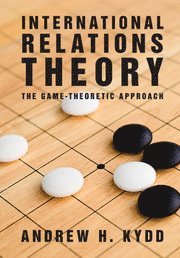 bokomslag International Relations Theory