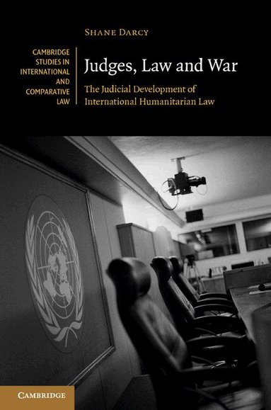 Shane Darcy - Judges, Law and War, Inbunden
