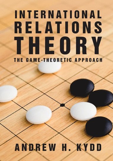 bokomslag International Relations Theory