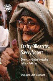 bokomslag Crafty Oligarchs, Savvy Voters