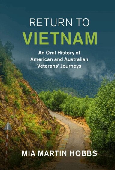 Mia Martin Hobbs - Return to Vietnam, Inbunden