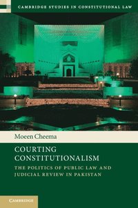 bokomslag Courting Constitutionalism