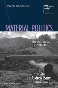 bokomslag Material Politics