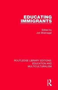 bokomslag Educating Immigrants