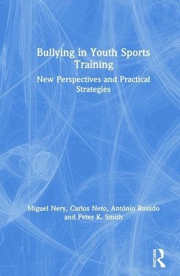 bokomslag Bullying in Youth Sports Training