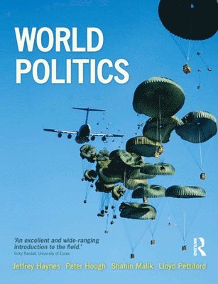 bokomslag World Politics