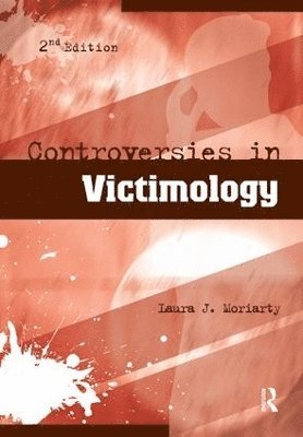 bokomslag Controversies in Victimology