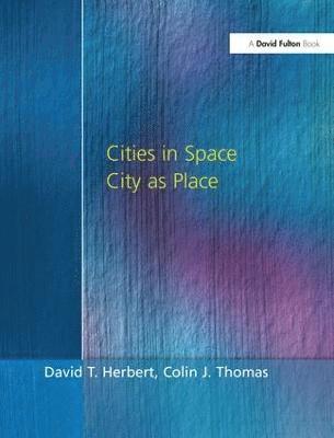 bokomslag Cities In Space