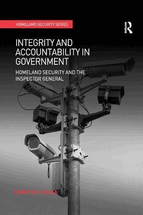 Carmen R. Apaza - Integrity and Accountability in Government, Häftad
