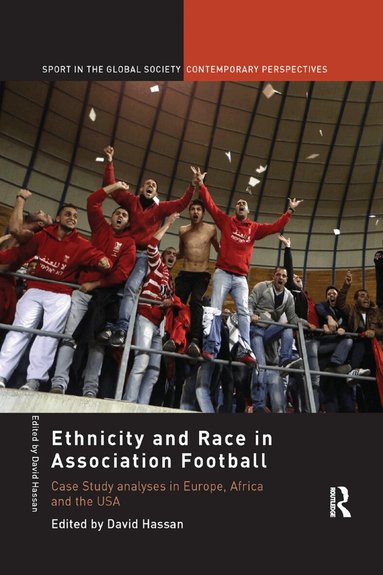 David Hassan - Ethnicity and Race in Association Football, Häftad