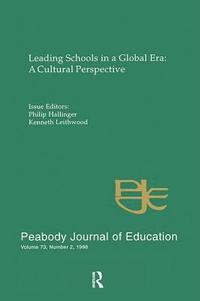 bokomslag Leading Schools in a Global Era