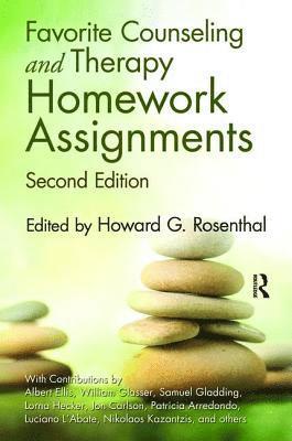 bokomslag Favorite Counseling and Therapy Homework Assignments