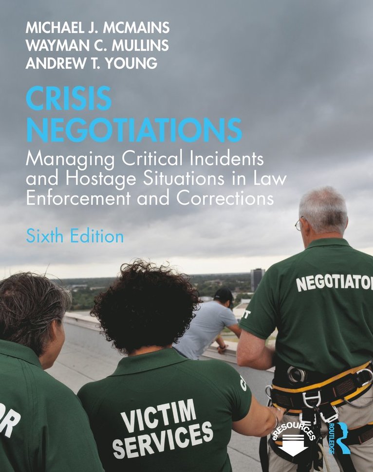 Michael McMains, Wayman Mullins, Andrew Young - Crisis Negotiations, Häftad