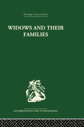 bokomslag Widows and their families