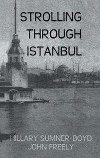 bokomslag Strolling Through Istanbul
