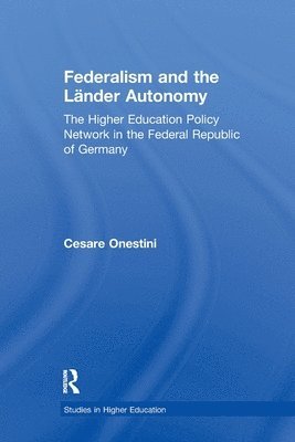 bokomslag Federalism and the Lander Autonomy