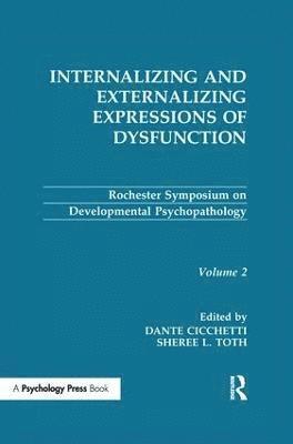 bokomslag Internalizing and Externalizing Expressions of Dysfunction