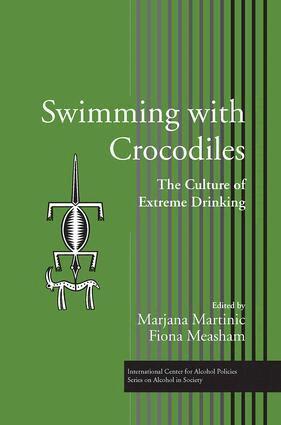 Marjana Martinic, Fiona Measham - Swimming with Crocodiles, Häftad