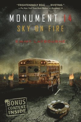 Emmy Laybourne - Sky on Fire, Häftad