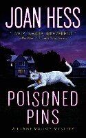 Joan Hess - Poisoned Pins: A Claire Malloy Mystery, Häftad