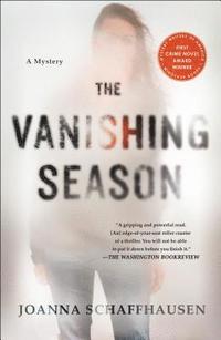 bokomslag The Vanishing Season: A Mystery