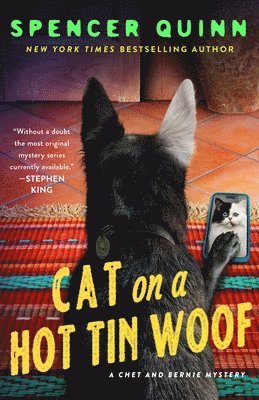 bokomslag Cat on a Hot Tin Woof: A Chet & Bernie Mystery