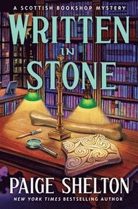 bokomslag Written in Stone: A Scottish Bookshop Mystery