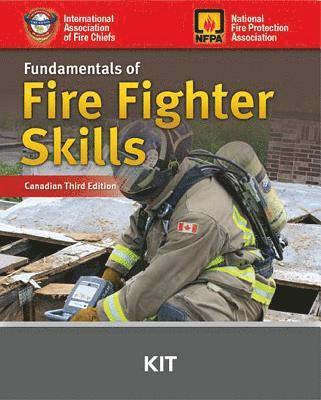 bokomslag Canadian Fundamentals Of Fire Fighter Skills