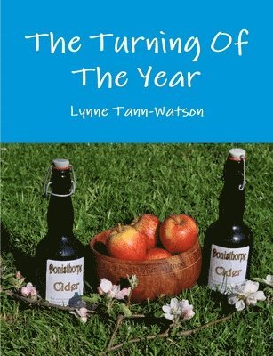 Lynne Tann-Watson - Turning of the Year, Häftad