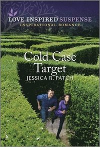 bokomslag Cold Case Target: A Thrilling Romantic Suspense Book