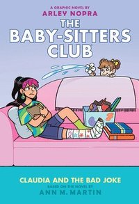 bokomslag Claudia and the Bad Joke: A Graphic Novel (the Baby-Sitters Club #15)