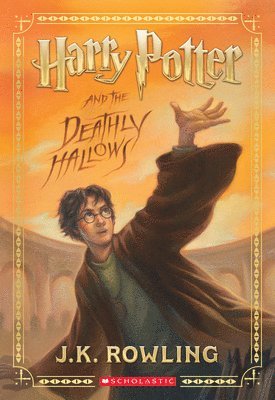 Harry Potter and the Deathly Hallows (Harry Potter, Book 7) 1