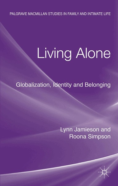 Lynn Jamieson, Roona Simpson - Living Alone, Häftad