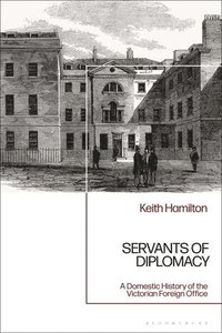 bokomslag Servants of Diplomacy