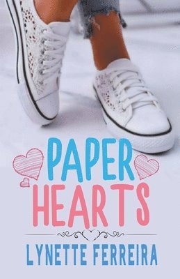 bokomslag Paper Hearts