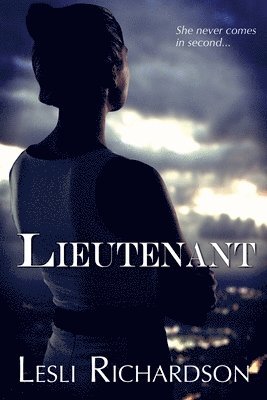 Lesli Richardson - Lieutenant, Häftad