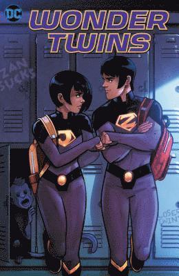 Mark Russell, Stephen Byrne - Wonder Twins, Häftad