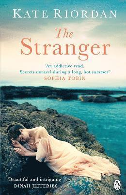 Kate Riordan - Stranger, Häftad