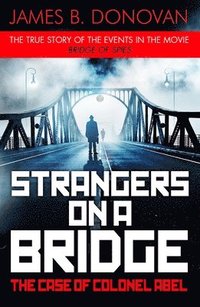 bokomslag Strangers on a Bridge