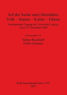 bokomslag Auf der Suche nach Identitten: Volk - Stamm - Kultur - Ethnos