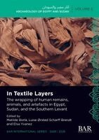 Matilde Borla, Luise ØRsted Scharff Brandt, Elsa Yvanez - In Textile Layers, Häftad